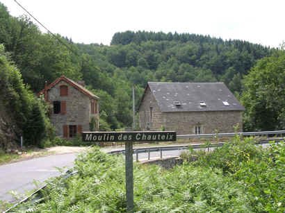 Moulin des Chauteix, Mill and House - Auvergne