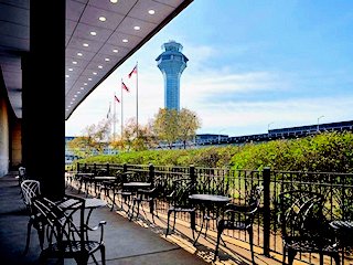 Hilton Chicago O'Hare Airport Hotel