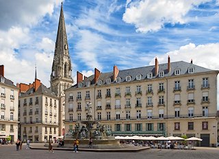Nantes Travel Guide