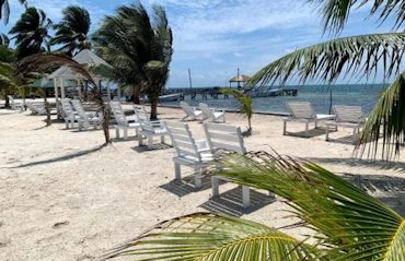 Tree Tops Hotel, Belize