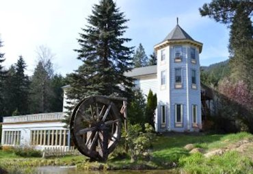 Alexander's Lodge at Mount Ranier