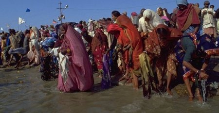 The Kumbh, Allahabad --  Michel Guntern, TravelNotes.org