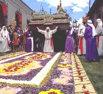 Passing over the alfombras. Copyright Michel Guntern