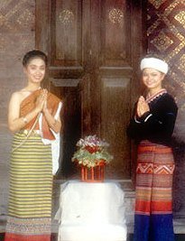 Thai Wai - � Randy Gaudet